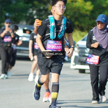 Runner Photo 3987519