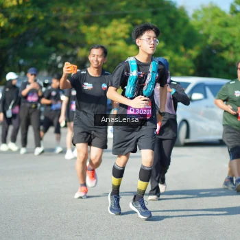Runner Photo 3987528