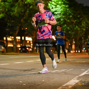 Runner Photo 3987545