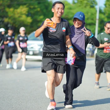 Runner Photo 3987546