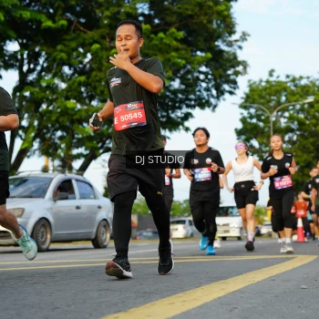 Runner Photo 3987596