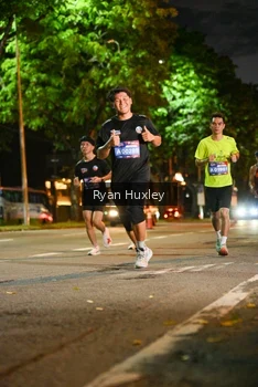 Runner Photo 3987606