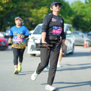 Runner Photo 3987654