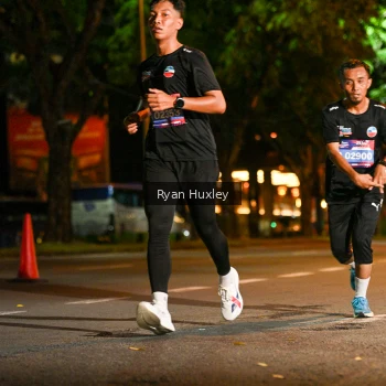 Runner Photo 3987663