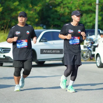 Runner Photo 3987678