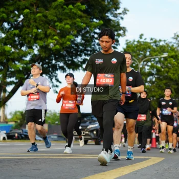 Runner Photo 3987687