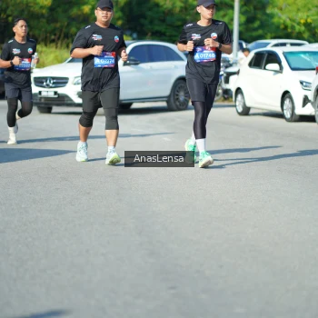 Runner Photo 3987742
