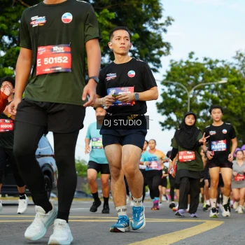Runner Photo 3987781