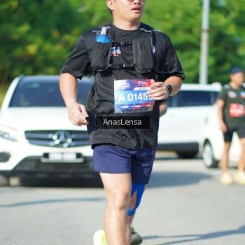 Runner Photo 3987866