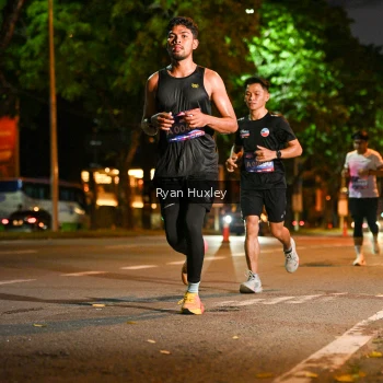 Runner Photo 3987873