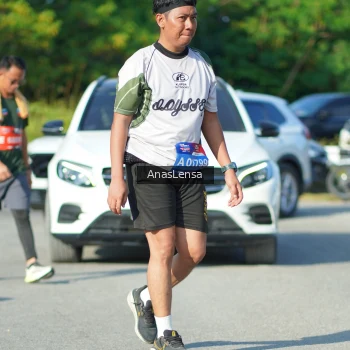 Runner Photo 3987893