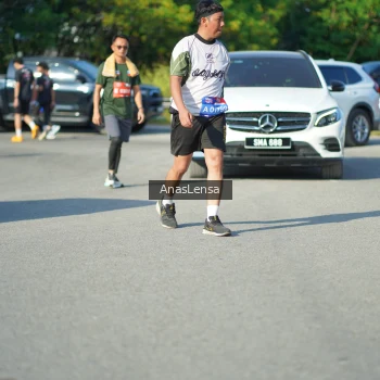 Runner Photo 3987902
