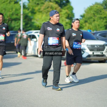 Runner Photo 3987942