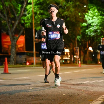 Runner Photo 3987965