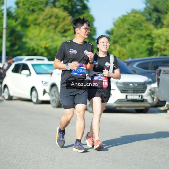 Runner Photo 3988016