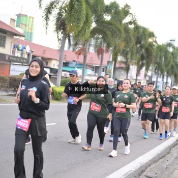 Runner Photo 3988031