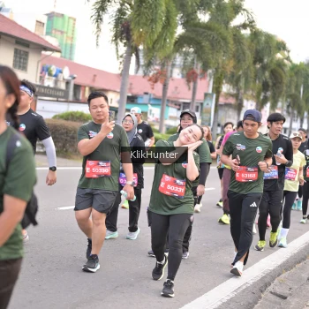 Runner Photo 3988250