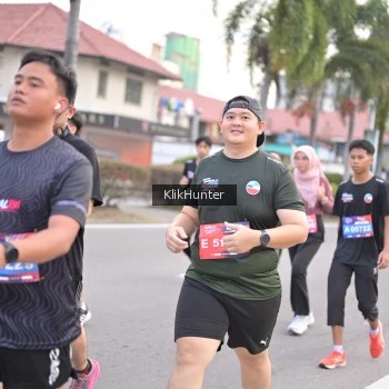 Runner Photo 3988400