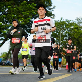 Runner Photo 3988515