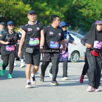 Runner Photo 3988544