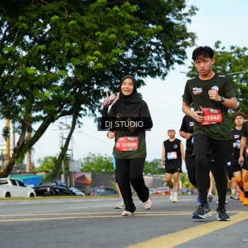 Runner Photo 3988546