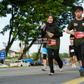 Runner Photo 3988577