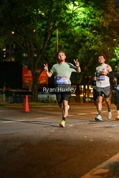Runner Photo 3988653