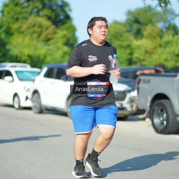Runner Photo 3988690