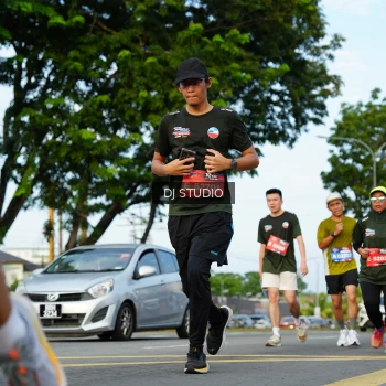 Runner Photo 3988823