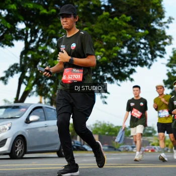Runner Photo 3988843