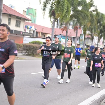 Runner Photo 3988968