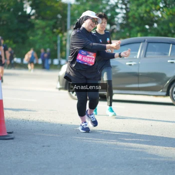 Runner Photo 3988976