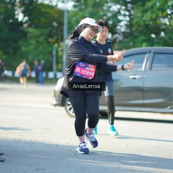 Runner Photo 3988989