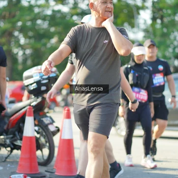 Runner Photo 3989051