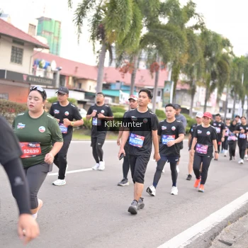 Runner Photo 3989530