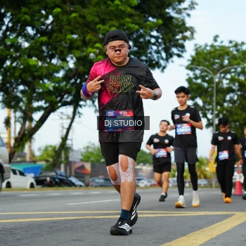 Runner Photo 3989536