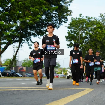 Runner Photo 3989564