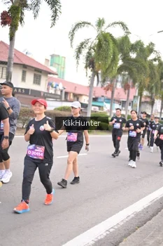 Runner Photo 3989567