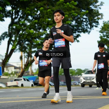 Runner Photo 3989591