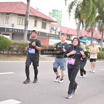 Runner Photo 3989624