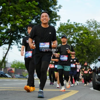 Runner Photo 3989665
