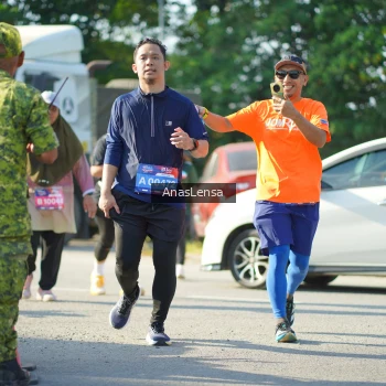Runner Photo 3989816