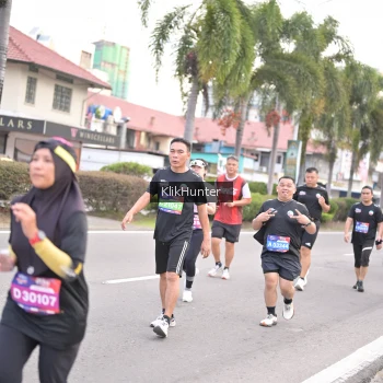 Runner Photo 3989888