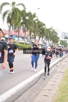 Runner Photo 3989975