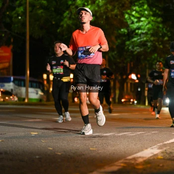 Runner Photo 3989991