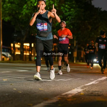 Runner Photo 3989997