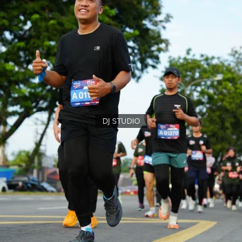 Runner Photo 3989999