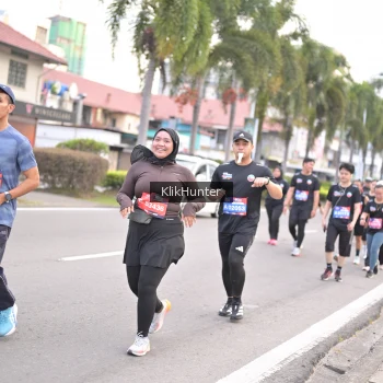 Runner Photo 3990015