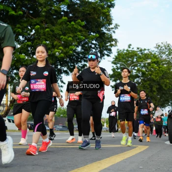 Runner Photo 3990050