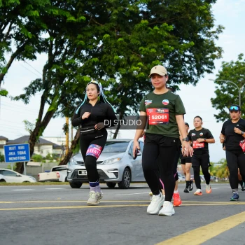 Runner Photo 3990055